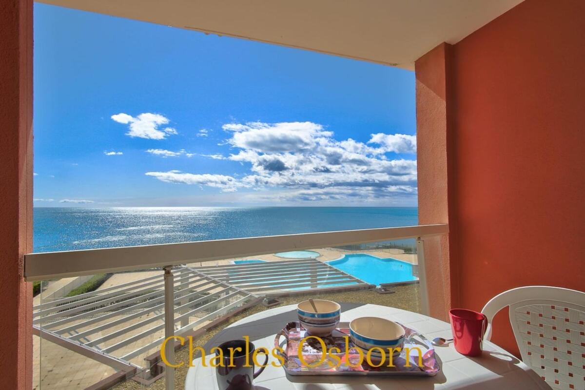 Au Cayenne, Terrasse Et Vue Mer Sete Bagian luar foto